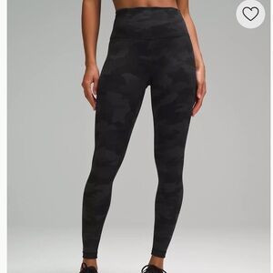 Lululemon black camo wonder train